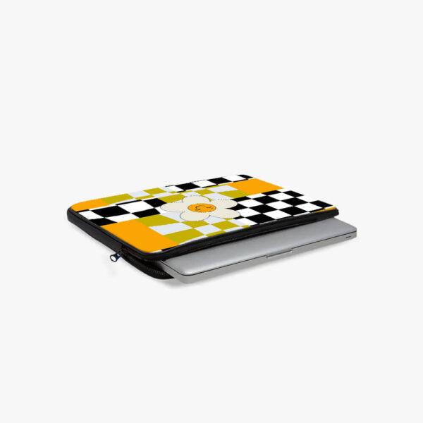 Chessy Blooms Print Laptop Sleeve - Image 2