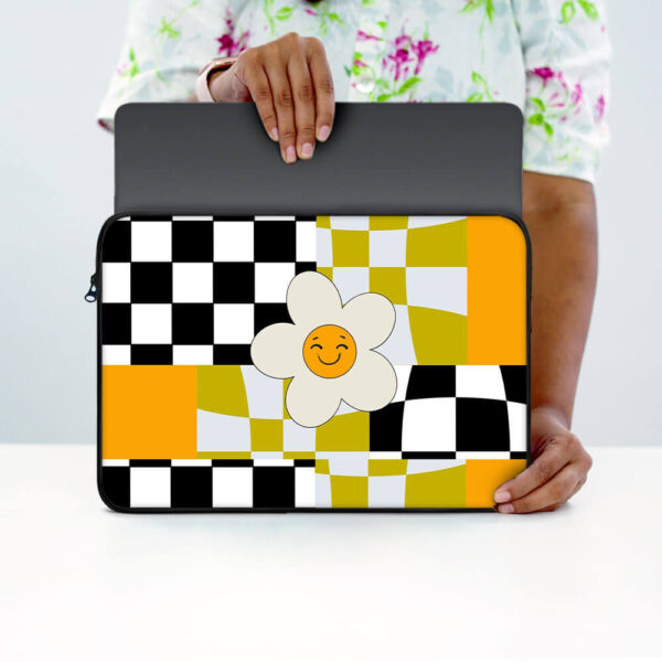 Chessy Blooms Print Laptop Sleeve - Image 4