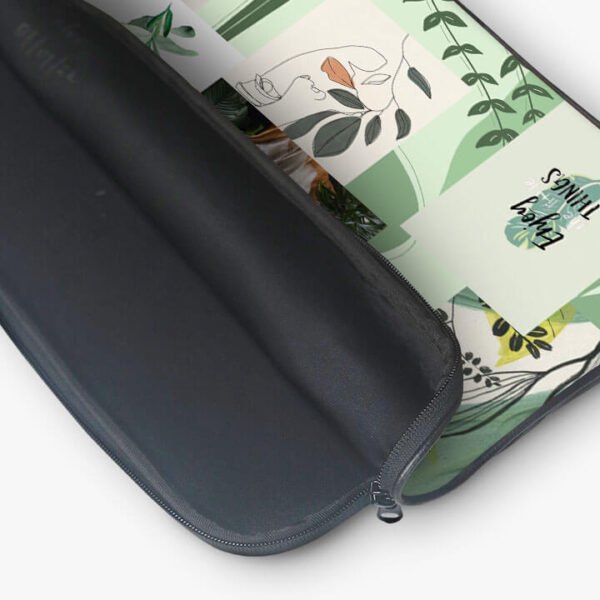 Nature's Bliss Laptop Sleeve - Image 3